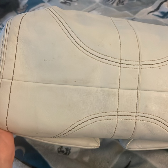 Coach purse - Picture 14 of 15